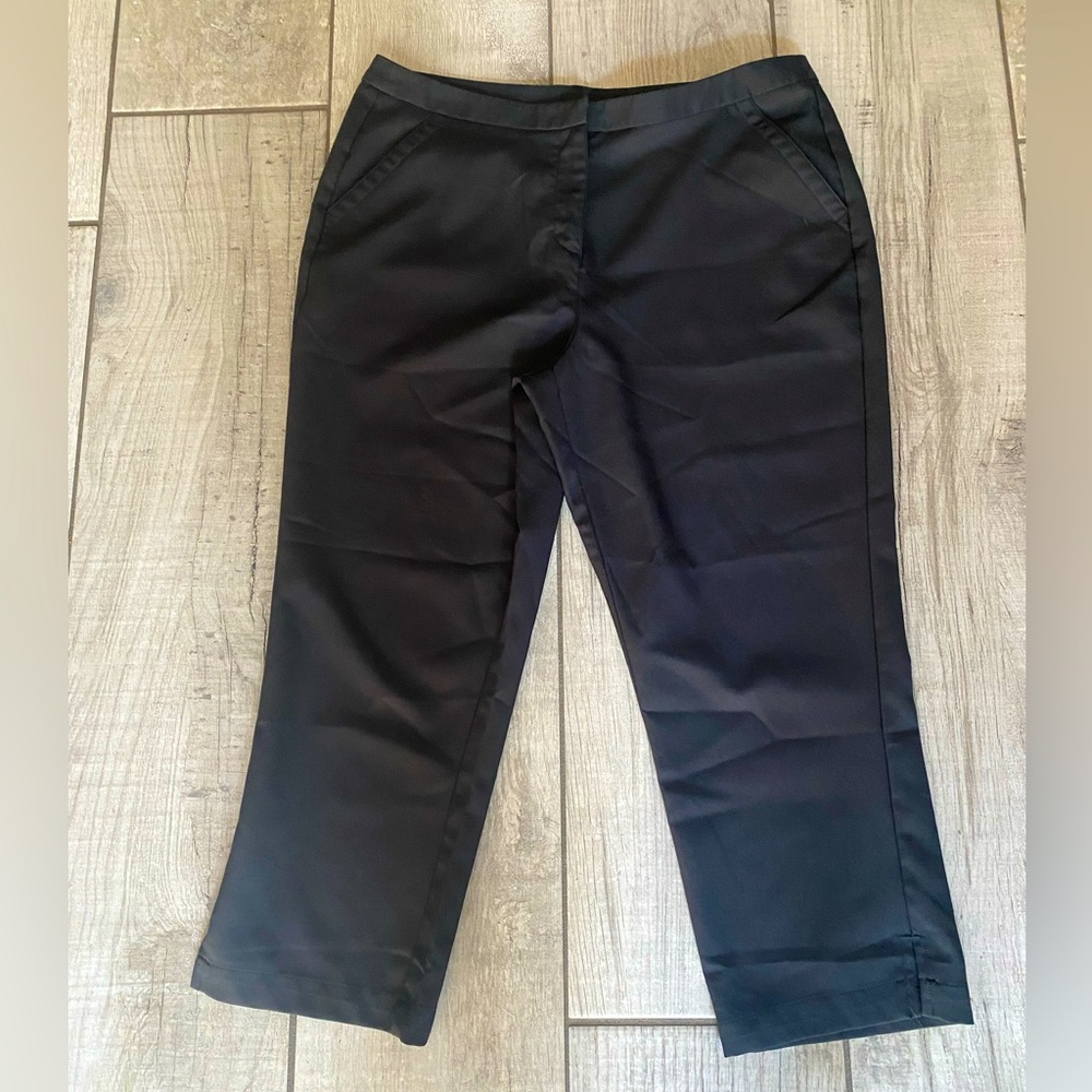 PGA Tour women’s golf capris